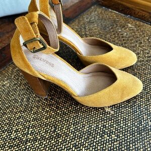 Soludos Women's Yellow Suede Heels